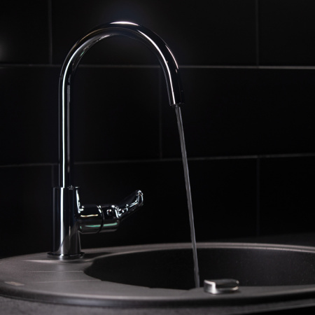 Смеситель IDDIS CUBA CUBSBFJi05 для кухонной мойки 